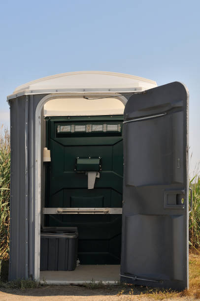 Porta potty delivery and setup in Rayne, LA